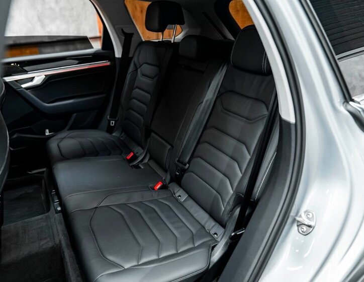 Volkswagen Touareg SUV 3,0 l 210 kw