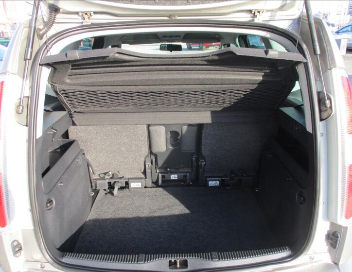 Škoda Roomster Kombi 1,4 l 63 kw