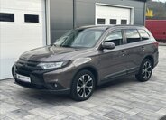 Mitsubishi Outlander SUV / Terénní 2,3 l 110 kw