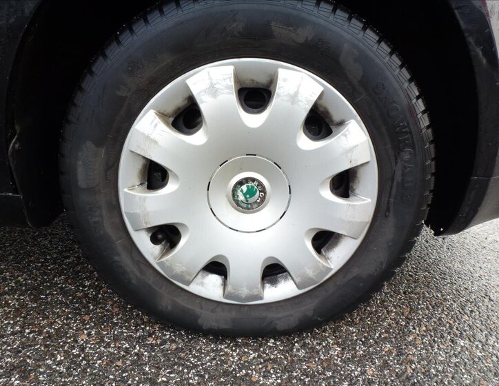 Volkswagen Touran Kombi 2,0 l 100 kw