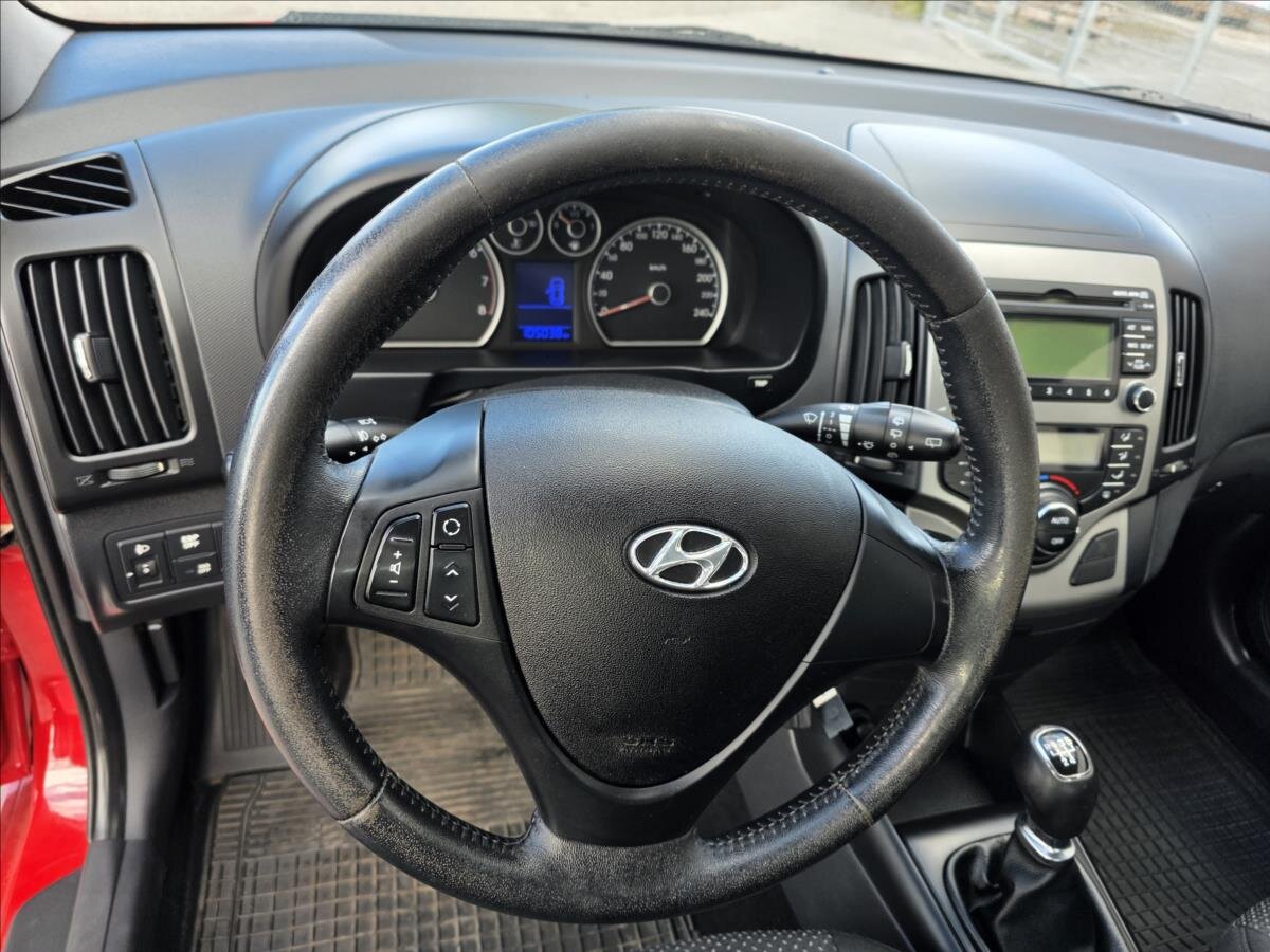 Hyundai i30 Hatchback 1,4 l 77 kw