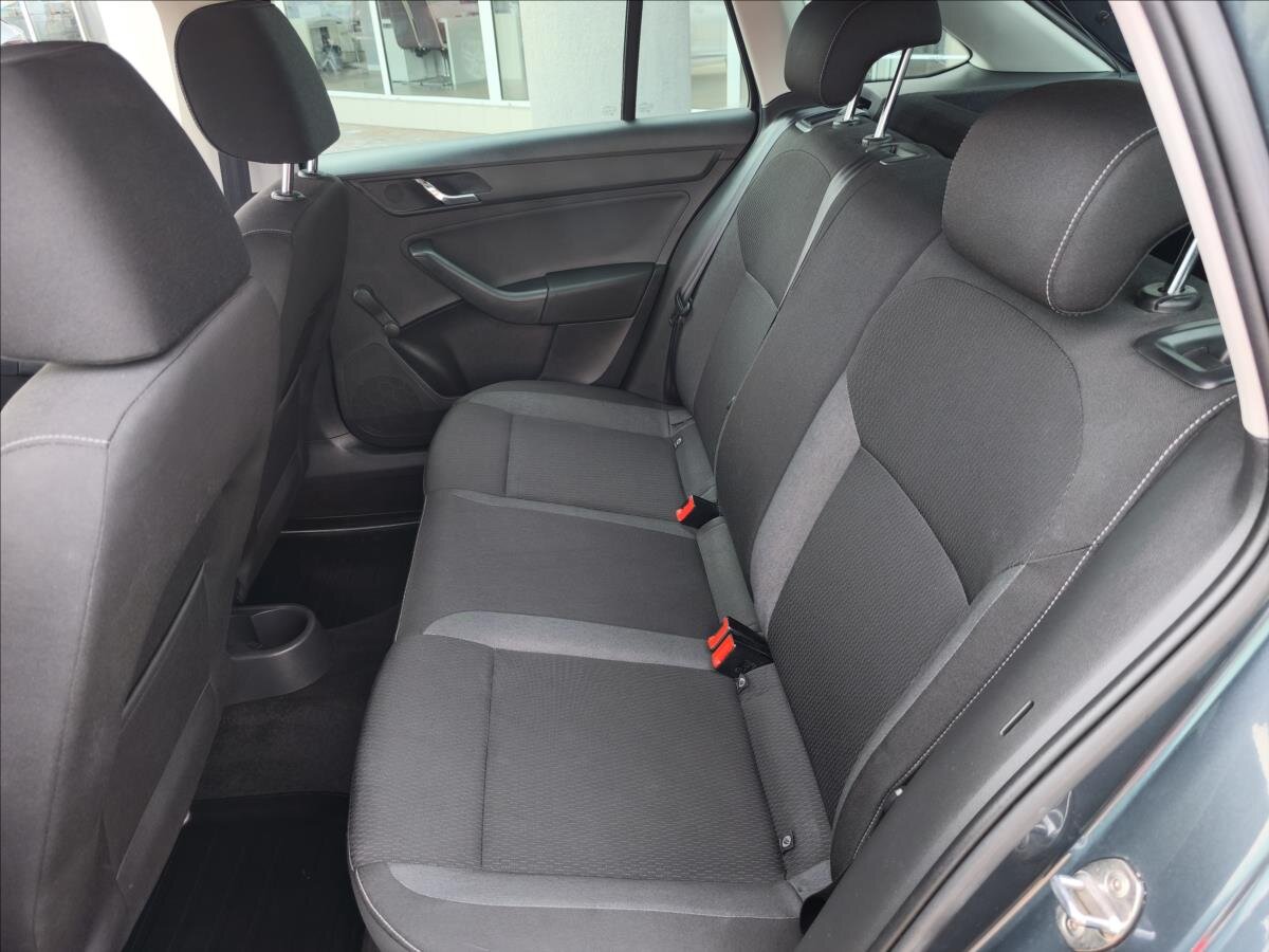 Škoda Rapid Hatchback 1,2 l 77 kw