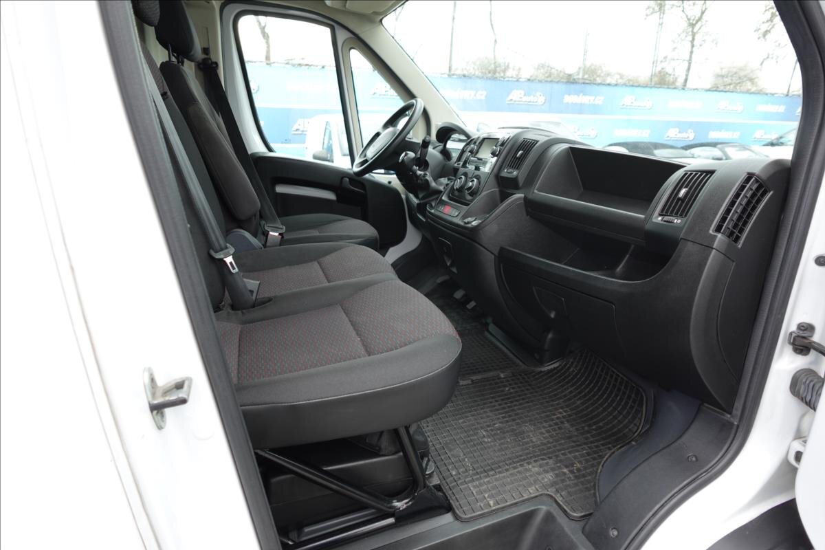 Peugeot Boxer Ostatní 2,2 l 121 kw