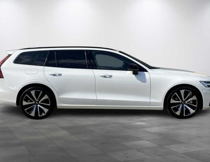 Volvo V60 5