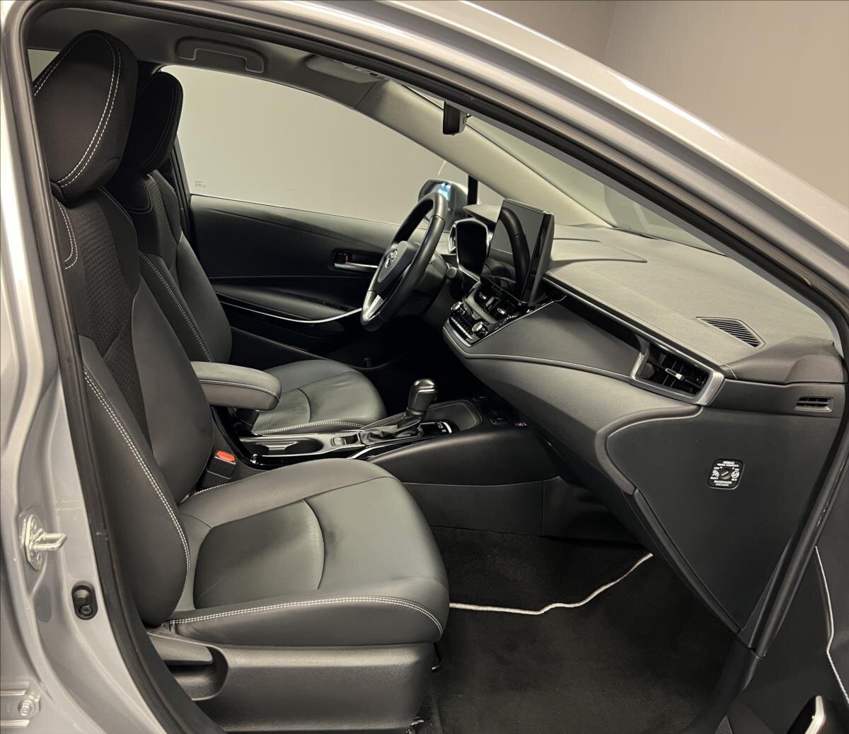 Toyota Corolla Sedan / Limuzína 1,8 l 72 kw