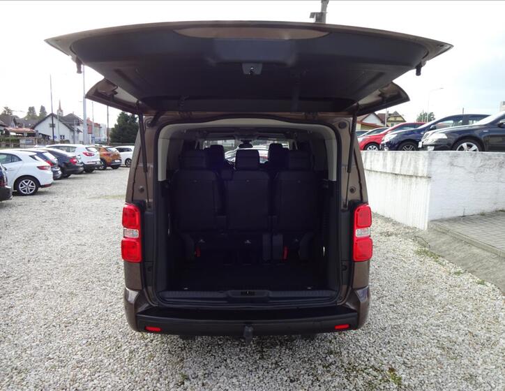 Peugeot Traveller 27