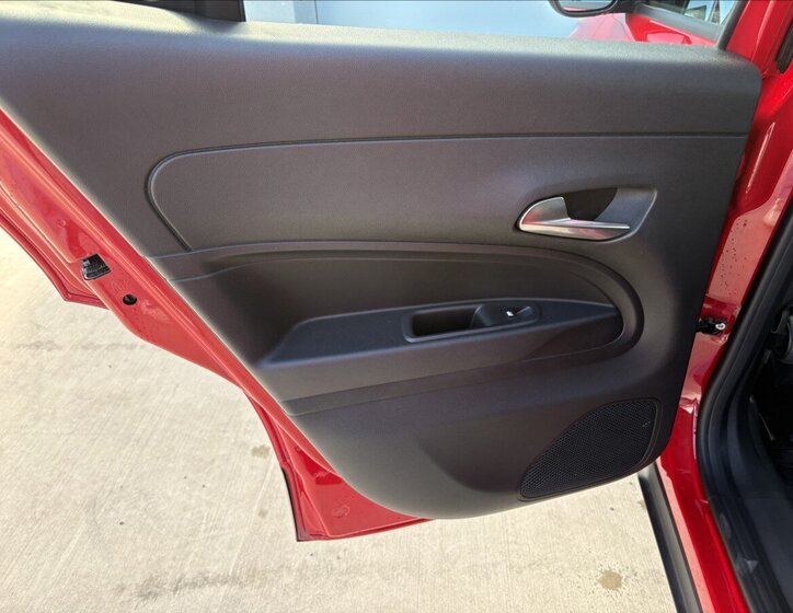 Jeep Avenger Sedan / Limuzína 1,2 l 74 kw