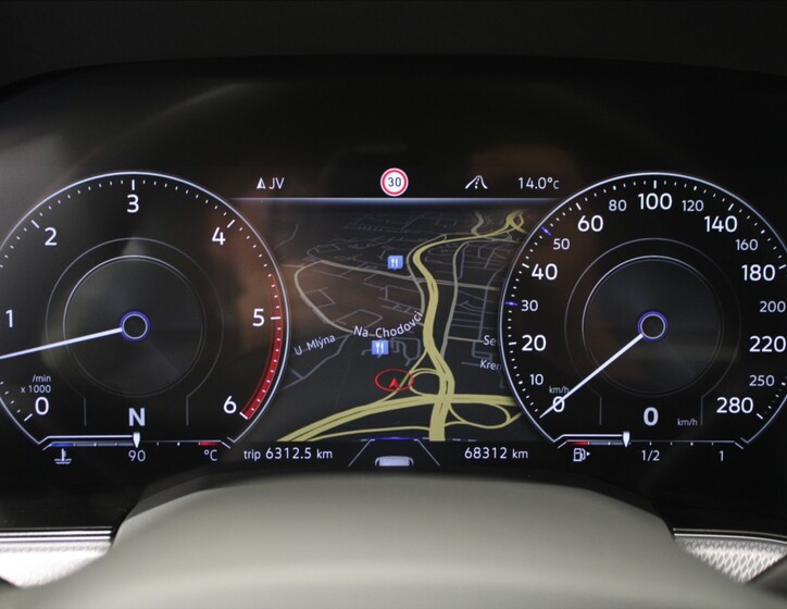 Volkswagen Touareg 31