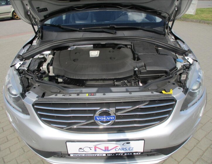 Volvo XC60 SUV 2,4 l 133 kw