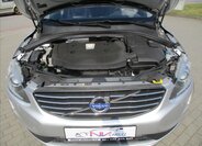Volvo XC60 SUV 2,4 l 133 kw