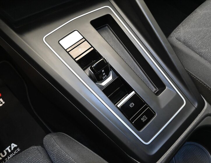 Volkswagen Golf Kombi 2,0 l 110 kw