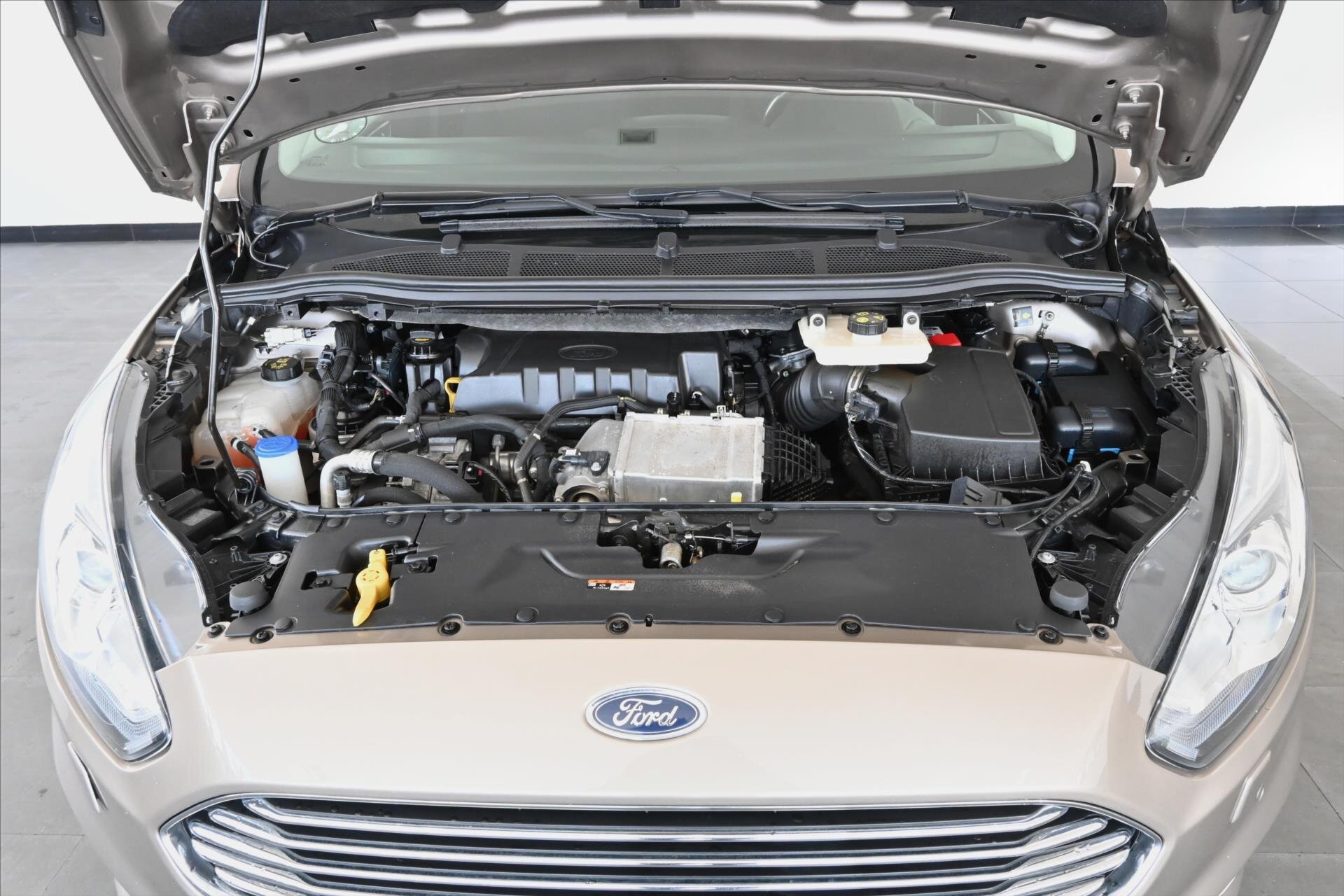 Ford S-MAX MPV 2,0 l 110 kw