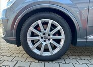 Audi SQ7 SUV / Terénní 4,0 l 320 kw