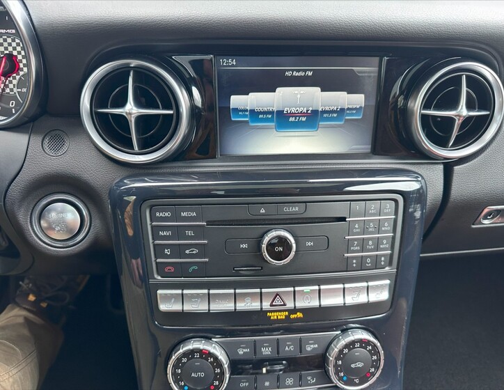 Mercedes-Benz SLC 19