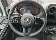 Mercedes-Benz Sprinter 10