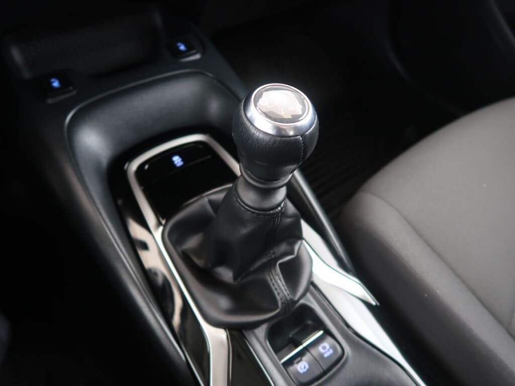 Toyota Corolla Sedan / Limuzína 1,5 l 92 kw