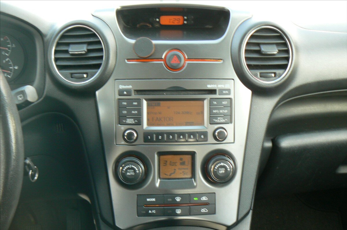 KIA Carens Hatchback 1,6 l 94 kw