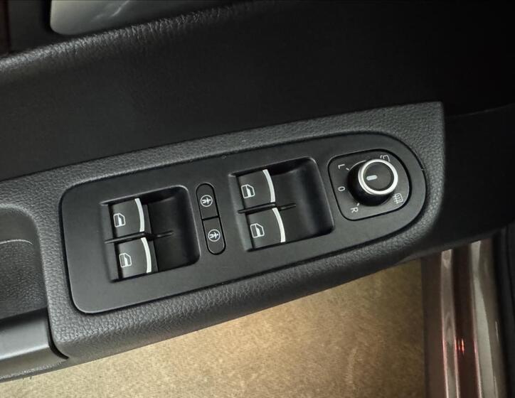 Volkswagen Sharan 28