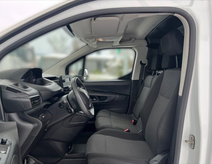 Peugeot Partner Skříň 1,5 l 75 kw