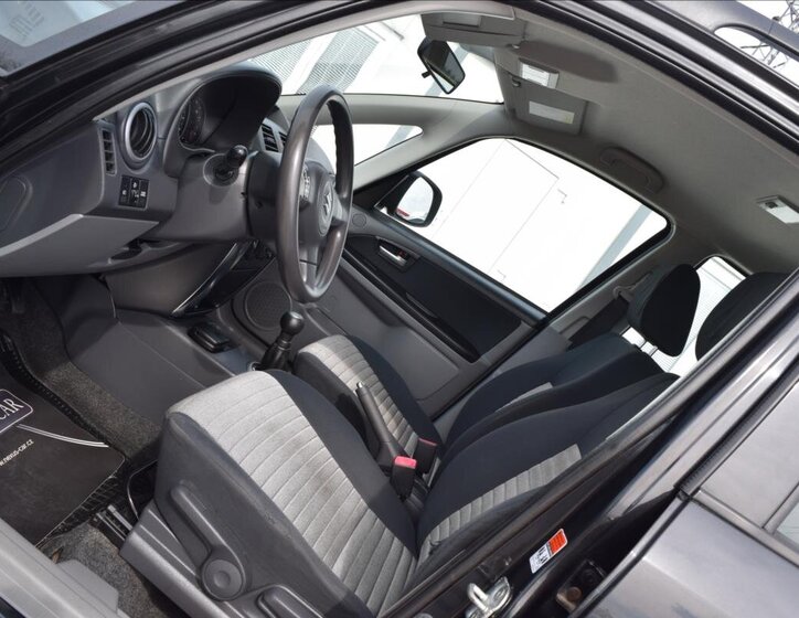 Suzuki SX4 Hatchback 1,6 l 79 kw