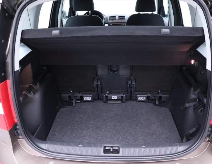 Škoda Yeti SUV / Terénní 1,2 l 77 kw