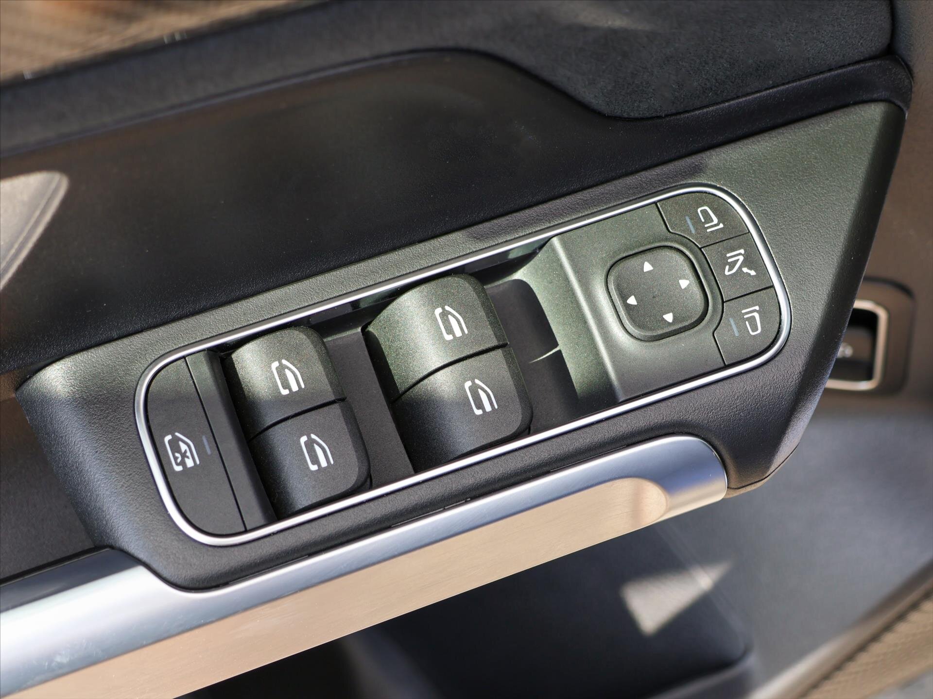 Mercedes-Benz GLB SUV 2,0 l 110 kw