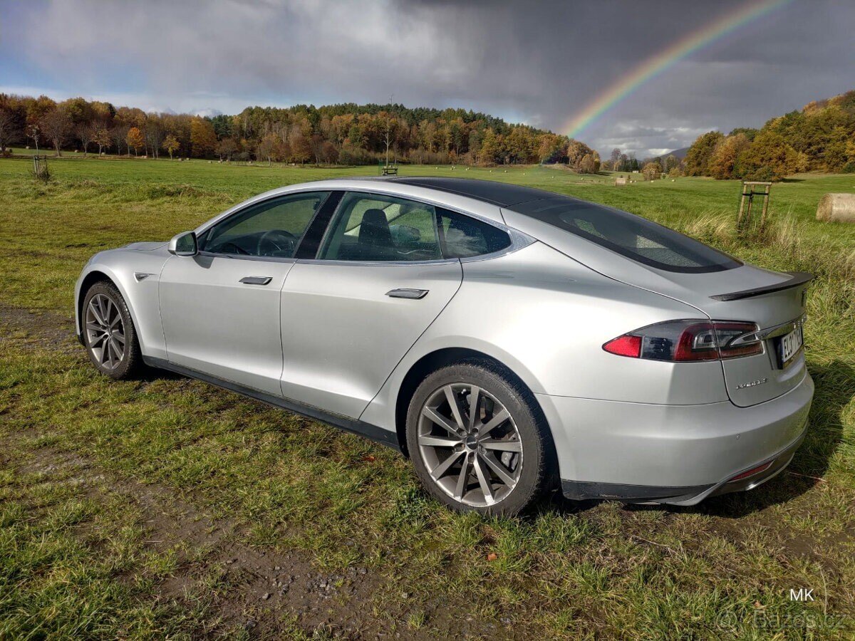 Tesla Model S Sedan / Limuzína 0,0 310 kw