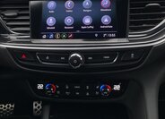 Opel Insignia Kombi 1,5 l 121 kw