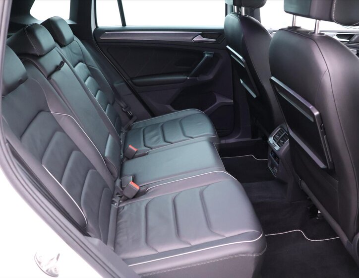 Volkswagen Tiguan 12