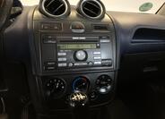 Ford Fiesta 16