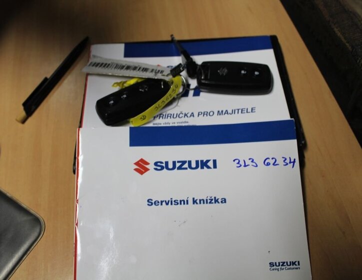 Suzuki Swift Hatchback 1,3 l 67 kw