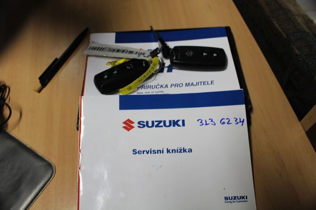 Suzuki Swift Hatchback 1,3 l 67 kw