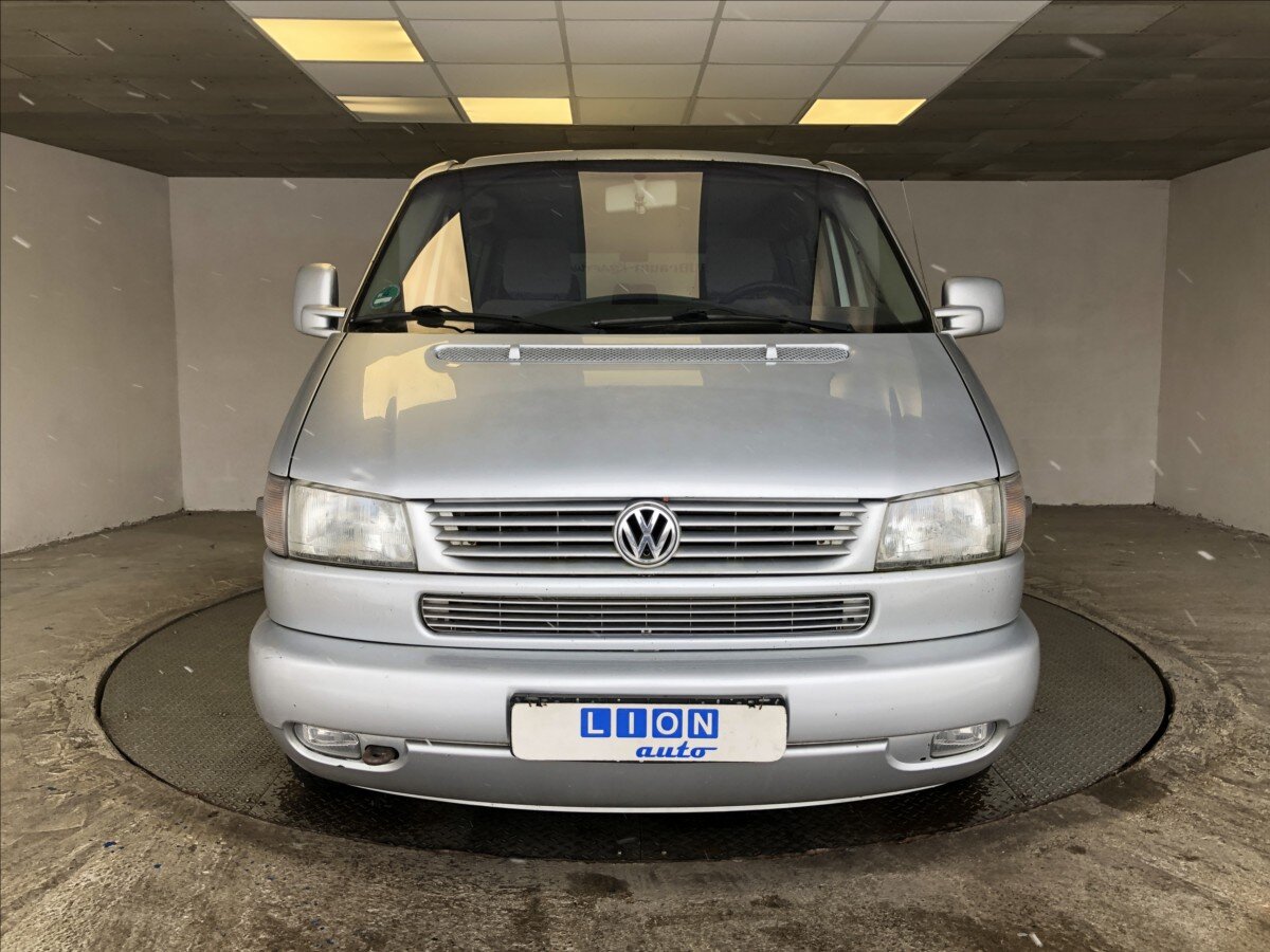 Volkswagen Caravelle
