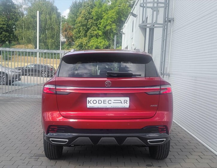 MG HS SUV / Terénní 1,5 l 125 kw