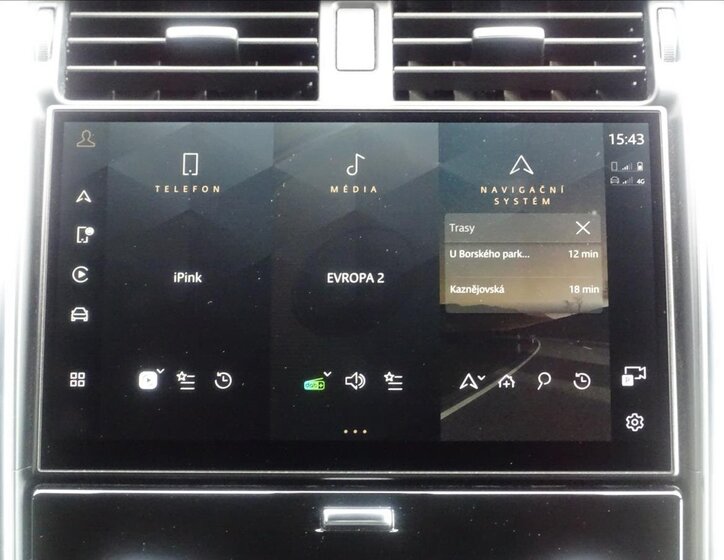 Land Rover Discovery SUV / Terénní 3,0 l 221 kw