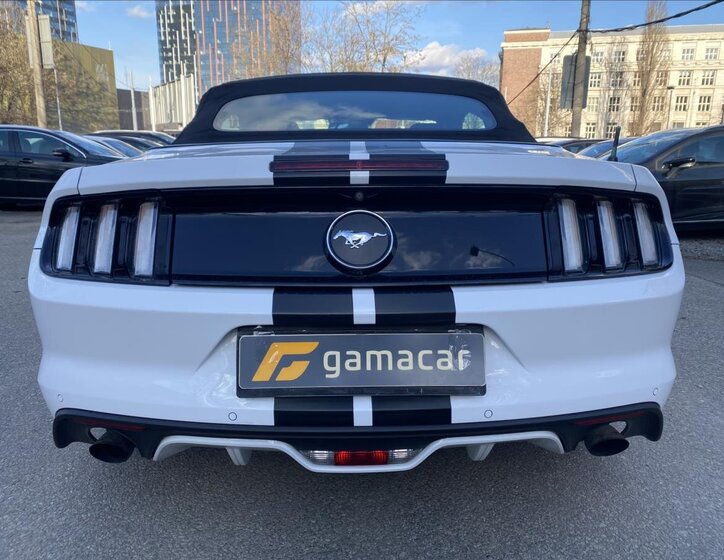 Ford Mustang Kabriolet 2,3 l 233 kw