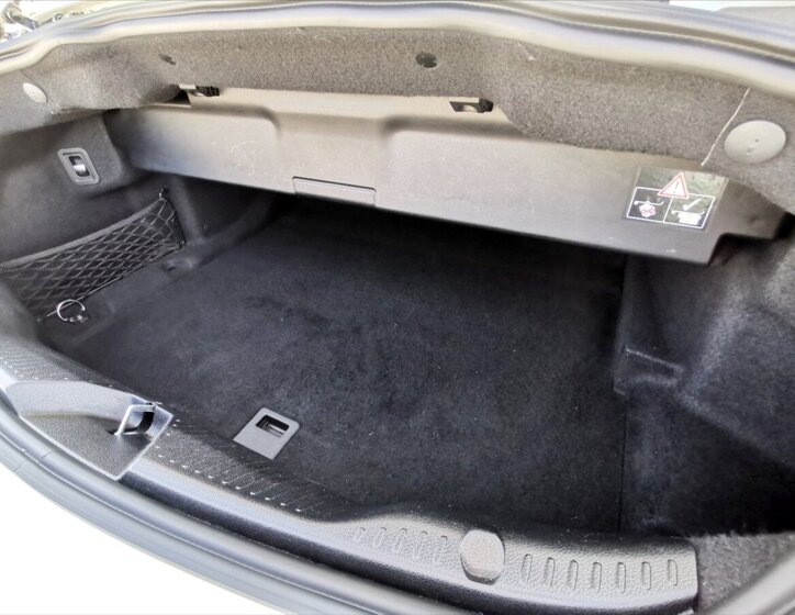 Mercedes-Benz Třídy C Kabriolet 2,0 l 180 kw