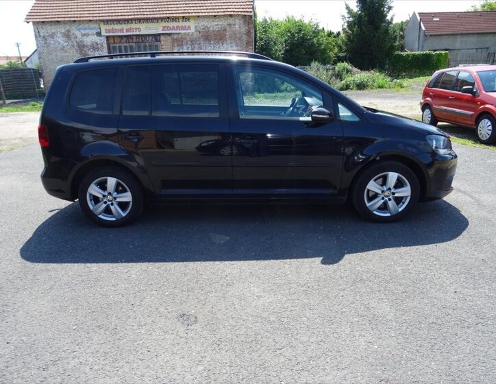 Volkswagen Touran MPV 2,0 l 103 kw