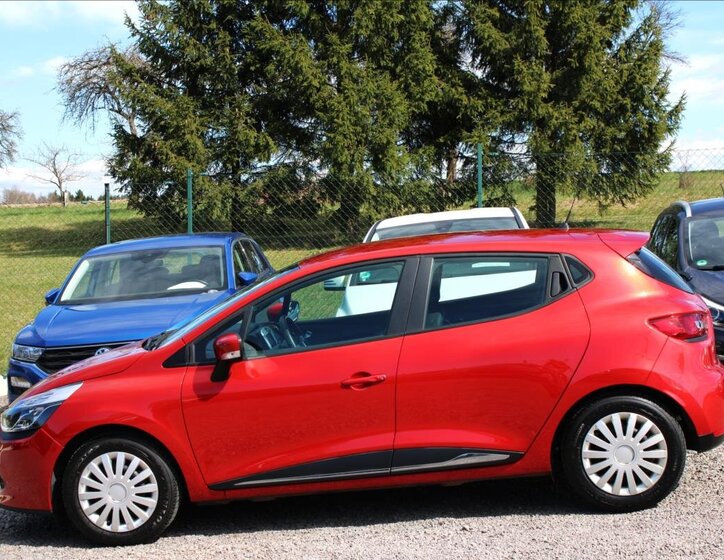 Renault Clio Hatchback 898,0 66 kw