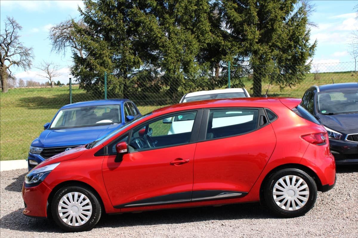 Renault Clio Hatchback 898,0 66 kw