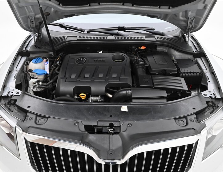 Škoda Superb Kombi 2,0 l 103 kw