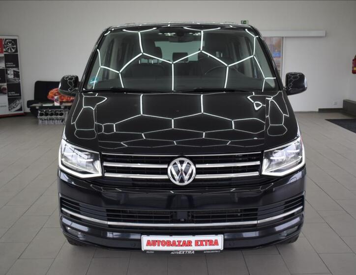 Volkswagen Multivan 2