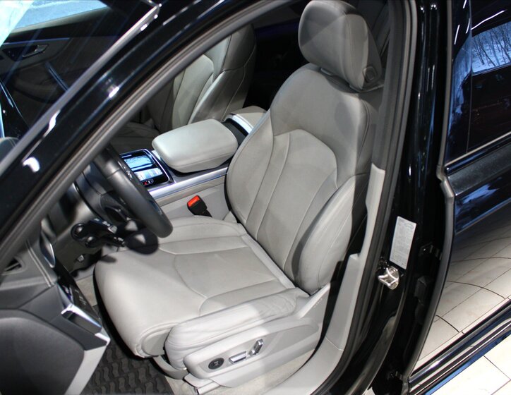 Audi Q7 SUV 3,0 l 210 kw