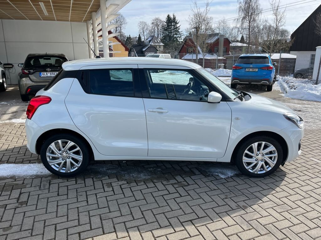 Suzuki Swift Hatchback 1,2 l 61 kw