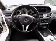Mercedes-Benz Třídy E Sedan / Limuzína 2,1 l 125 kw
