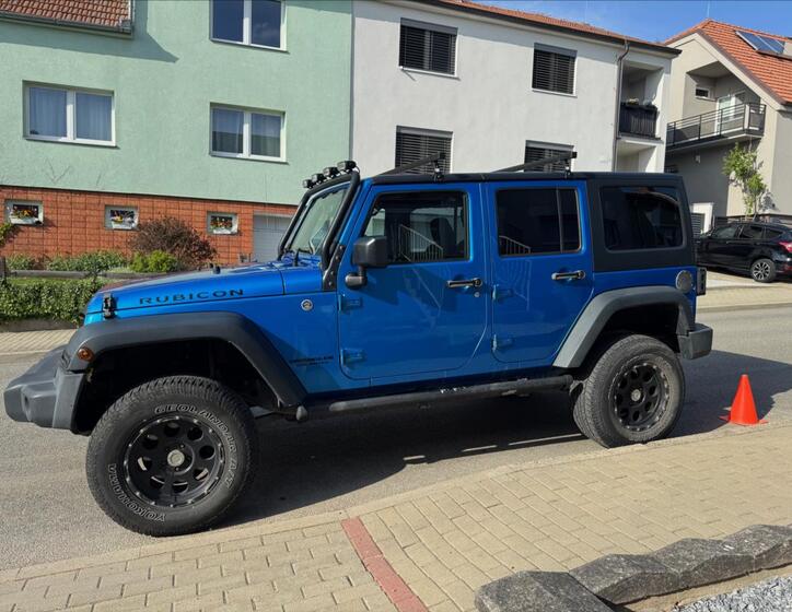 Jeep Wrangler 3