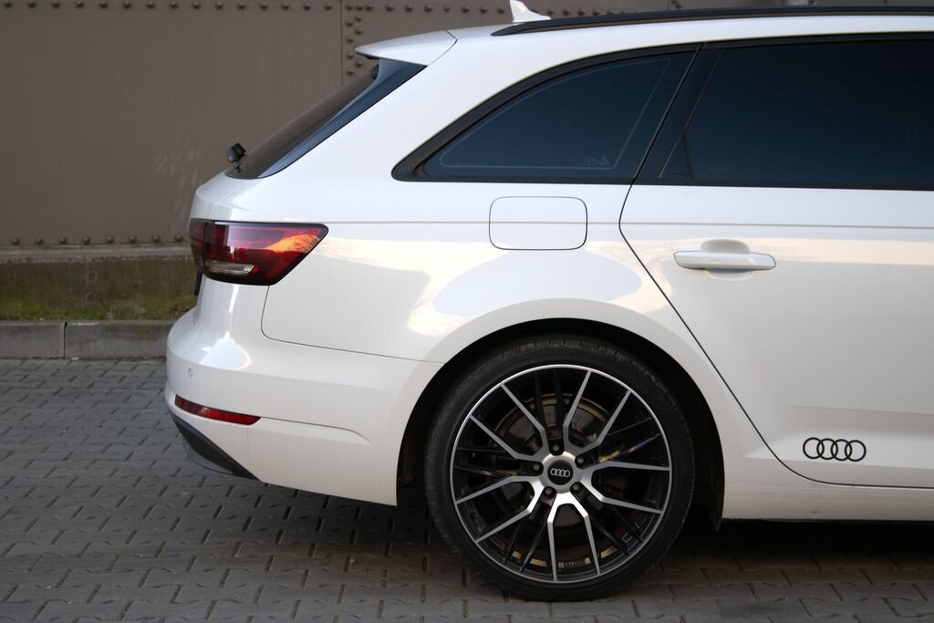 Audi A4 Kombi 2,0 l 110 kw