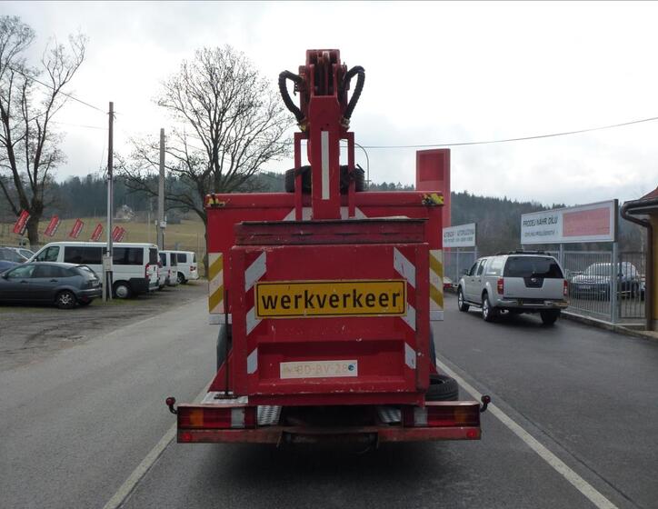 Mercedes-Benz Ostatní 6