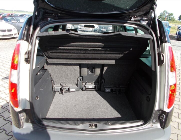 Škoda Roomster MPV 1,6 l 66 kw