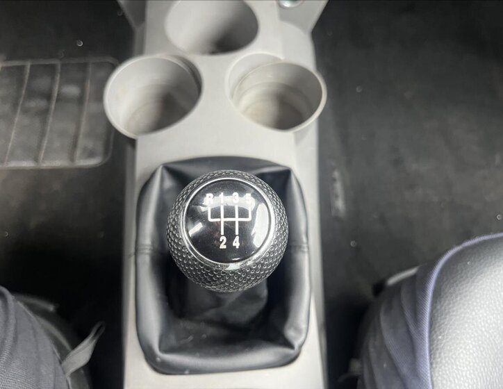 Volkswagen New Beetle Hatchback 1,6 l 74 kw